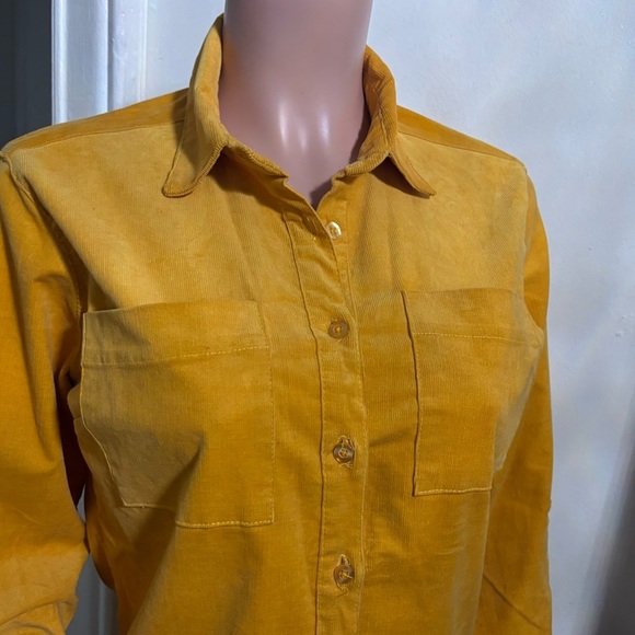 TAXI Yellow 3/4 Sleeve Notched Collar Button Down Shirt - Picture 5 of 12